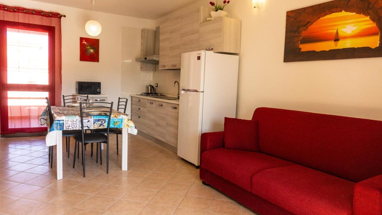 Appartamento Sette Posti Vicino Al Centro Di San Teodoro 圣特奥多罗 外观 照片