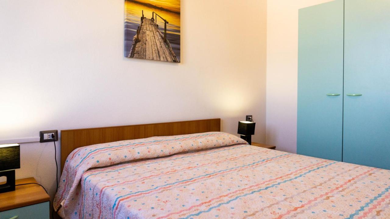 Appartamento Sette Posti Vicino Al Centro Di San Teodoro 圣特奥多罗 外观 照片